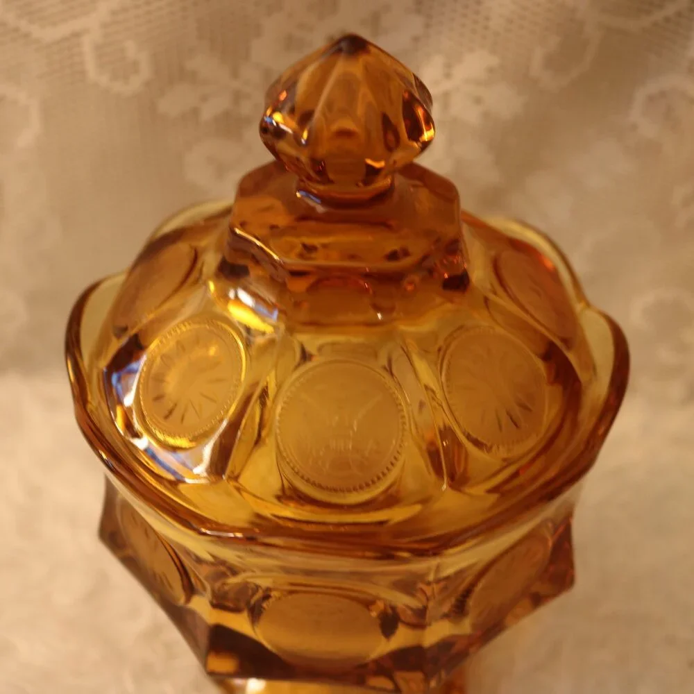 This Fostoria Amber candy dish coin glass vtg 70s beautiful liberty coins